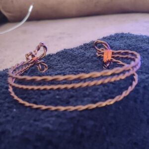 Elegant Twisted Wire Bracelet